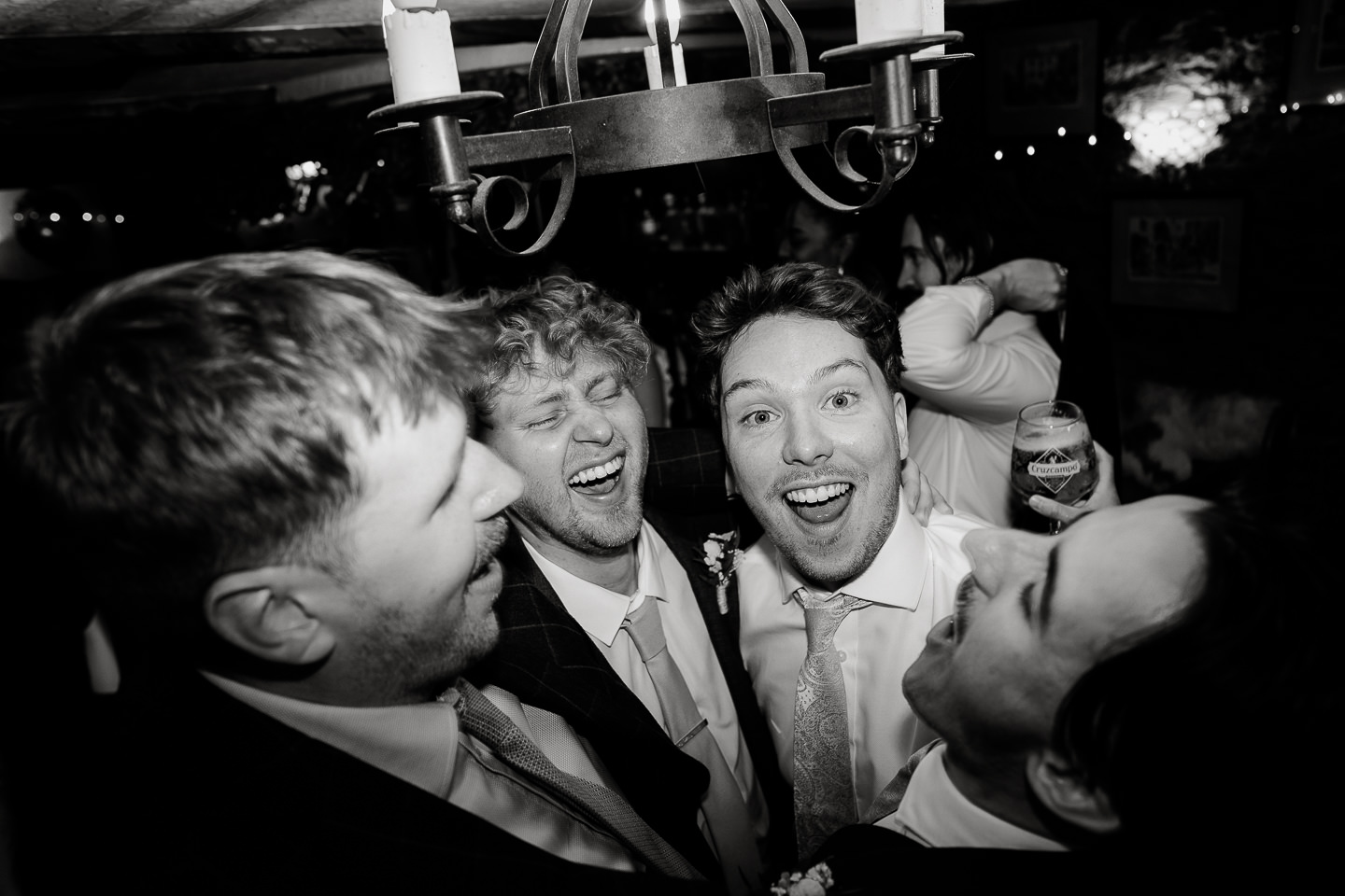 BECKY CHARLIE USK CASTLE WEDDING PHOTOGRAPHY 030 BECKY CHARLIE USK CASTLE WEDDING PHOTOGRAPHY 030